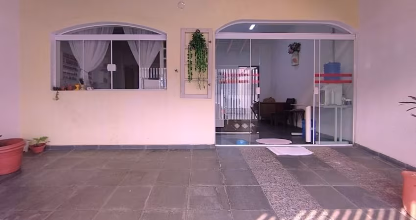 Casa à venda Jd. Gutierres/ 3 dorm./ Suíte/ Edícula/ 2 vagas/ 525 mil