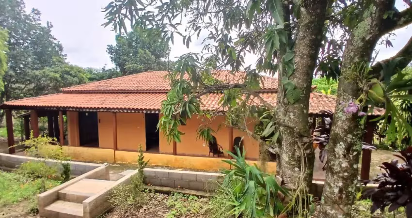 Chácara avarandada/ 3 dorm./ árvores frutíferas/ área gourmet/ pilar do sul