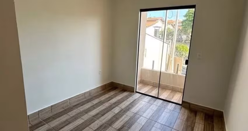 Sobrado à venda/ 2 dorm./ 2 wc´s/ Sacada/ Vila Almeida/ Só 250 mil