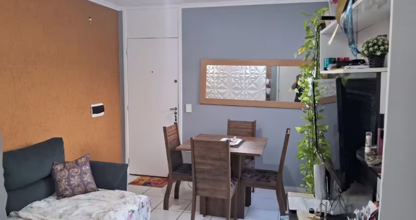 Apto à venda/ 2 Dorm./ 1 Vaga/ Altos do Ipanema I/ Ac. Av. Itavuvu/ Só 160 mil