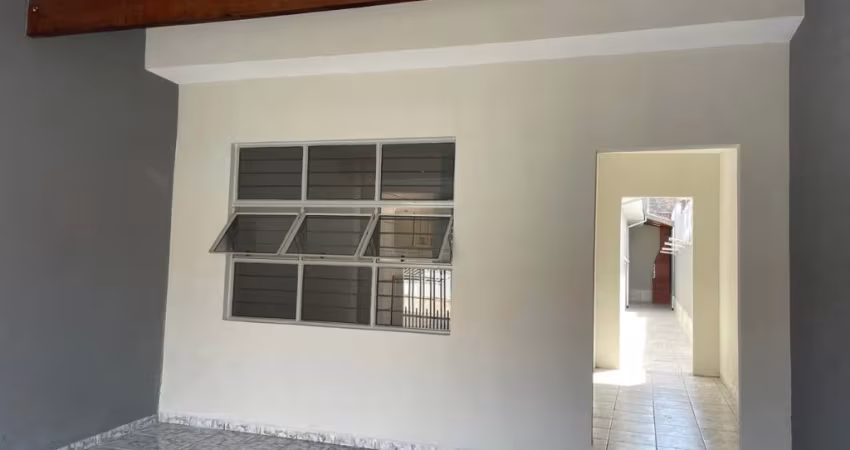 Casa térrea no Jd. Guaíba/ 2 Dorm./ Área gourmet/ Ac. Av. Itavuvu/ Só 287 mil