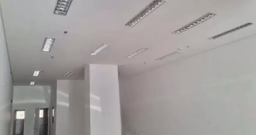 Sala comercial/ 150 m²/ 2 wc´s/ 5 vagas/ à 10 min. do centro