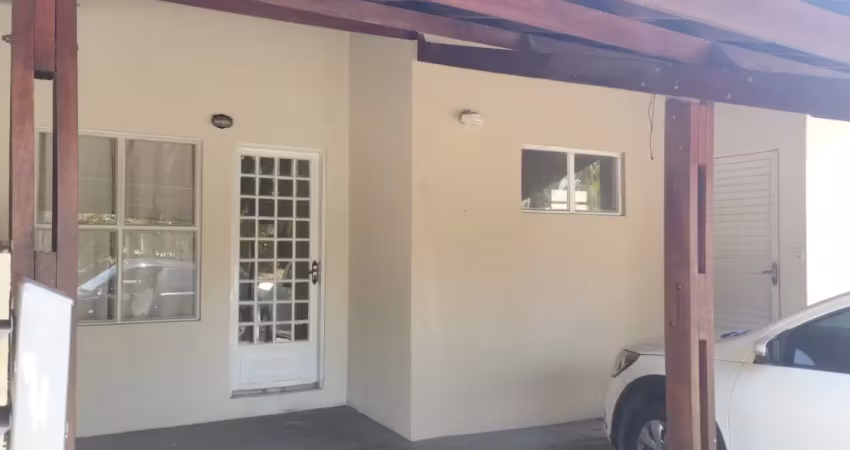Casa térrea em condomínio/ 4 dorm./ suíte/ 3 wc´s/ ac. av. general carneiro