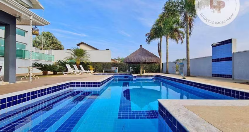 Casa com 4 quartos, sendo 2 suites à venda, 550 m² por R$ 3.200.000 - Terras de São Carlos - Jundiaí/SP
