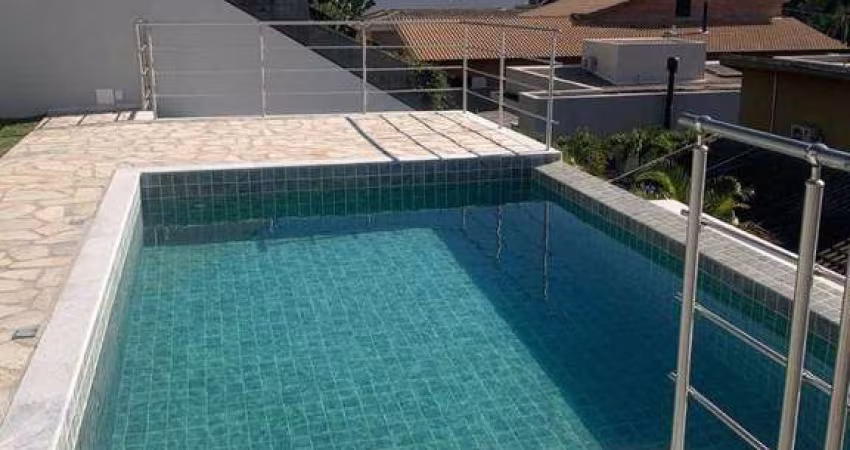 Belissima casa a venda no Reserva Santa  Isabel com Piscina