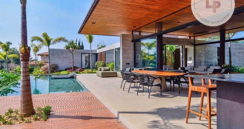 Residencia cinematografica com arquitetura moderna à venda na Fazenda da Grama em Itupeva