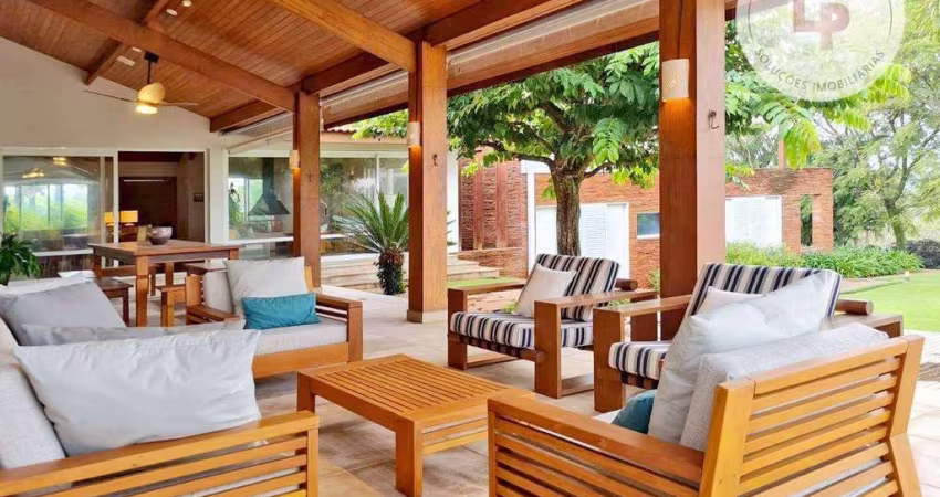 Lindíssima casa de campo mobiliada à venda na Fazenda da Grama