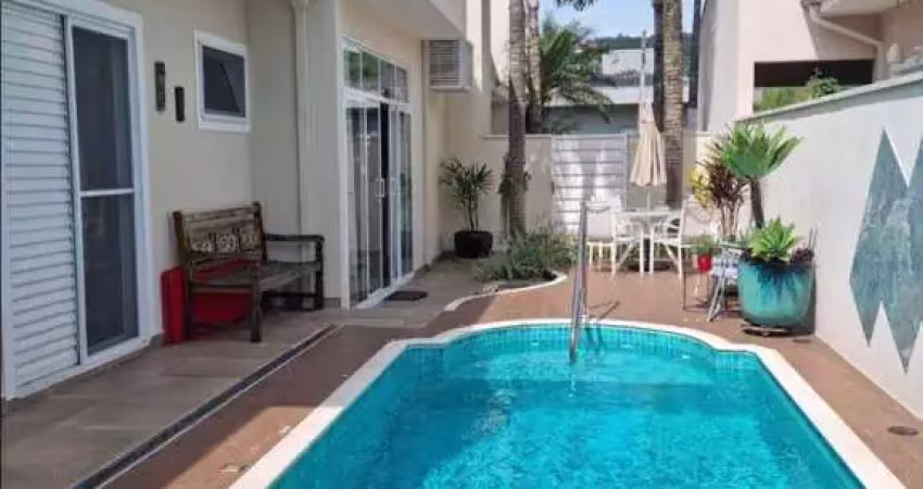 Belissima casa terrea à venda no condominio jardim das palmeiras  com piscina