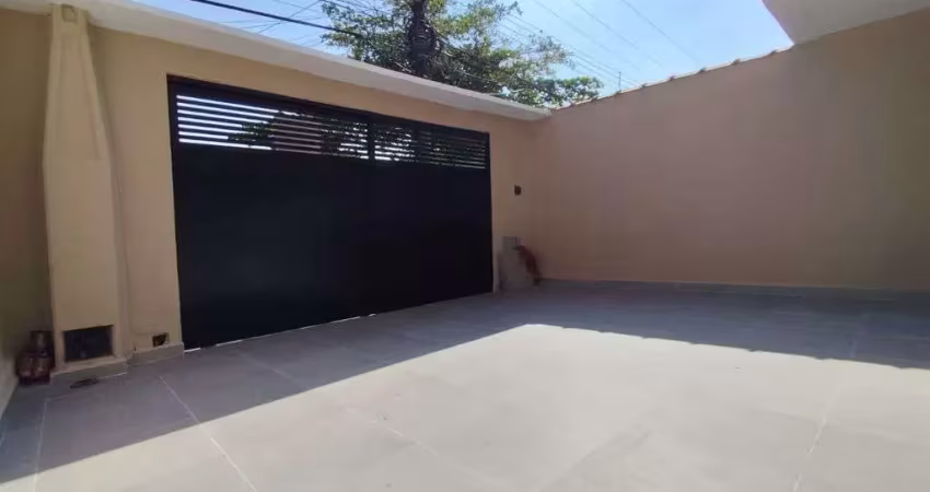 Casa com 2 quartos à venda na Rua Manoel Penellas, 305, Vila Santa Rosa, Guarujá
