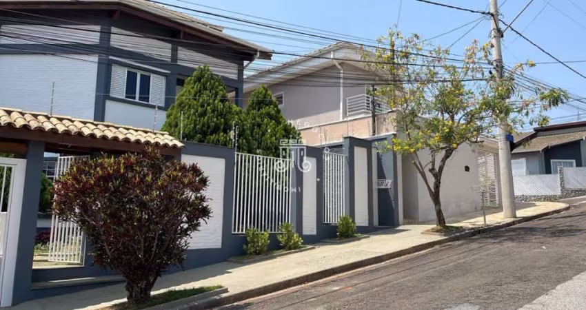 CASA À VENDA , SOBRADO COM 03 DORMITÓRIOS - JARDIM PAULISTA - JUNDIAÍ/SP