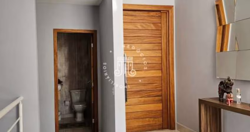 CASA/SOBRADO À VENDA COM 03 SUÍTES (01 MÁSTER) LOCALIZADA NO BAIRRO QUINTA DAS VIDEIRAS EM JUNDIAÍ/SP