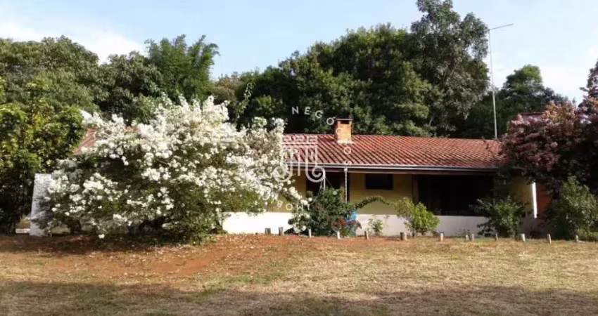 Chácara à venda com terreno de 3000 m² e 268 m² de área construída - alto da serra do japi em jundiaí/sp.