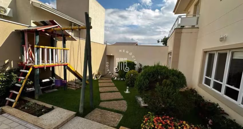 CASA À VENDA COM 4 SUÍTES NO CONDOMÍNIO SANTA TEREZA EM JUNDIAÍ/SP