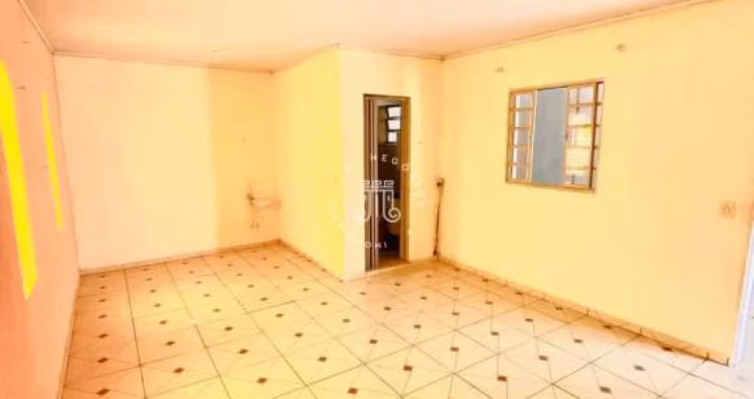 CASA TÉRREA À VENDA COM 2 QUARTOS EM CAMPO LIMPO PAULISTA / SP.