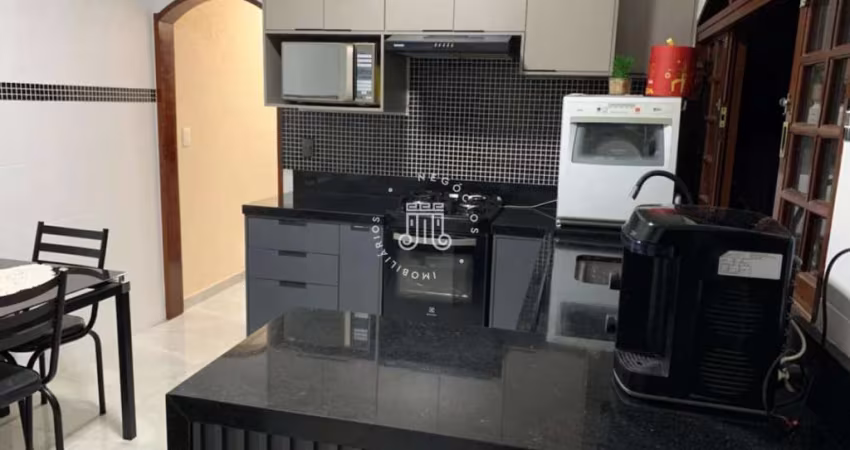 Casa térrea à venda no bairro Tulipas em Jundiaí/SP