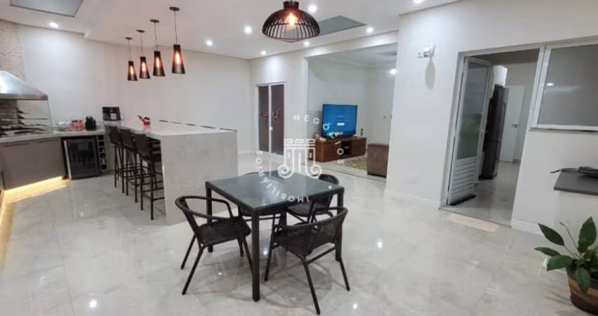 SOBRADO Á VENDA NO CONDOMINIO MORADA DO HORTO, CIDADE DE JUNDIAÍ-SP