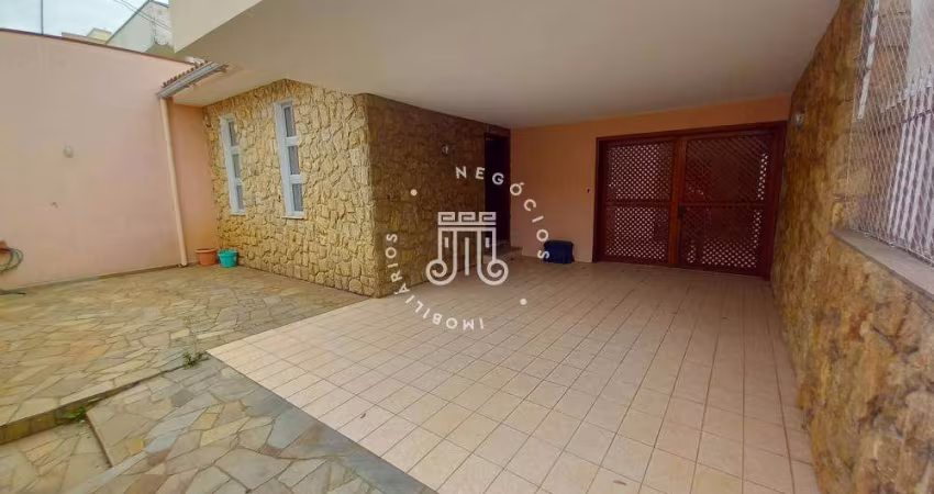 CASA À VENDA LOCALIZADA NO BAIRRO JARDIM MESSINA, NA CIDADE DE JUNDIAÍ/SP.