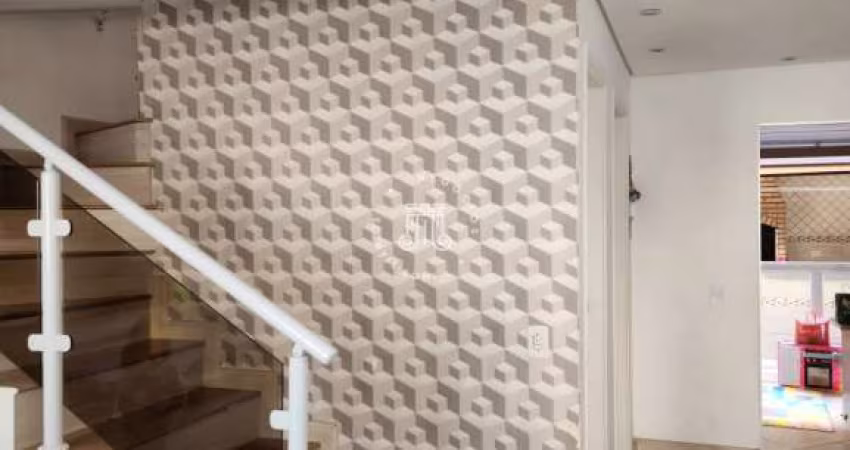CASA  EM CONDOMÍNIO FECHADO COM 03 QUARTOS À VENDA - JARDIM DE VERSAILLES - JUNDIAÍ - SP
