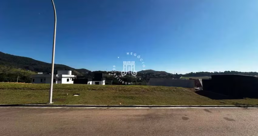 Terreno à venda localizado no condomínio alphaville, no bairro maringá em jundiai/sp