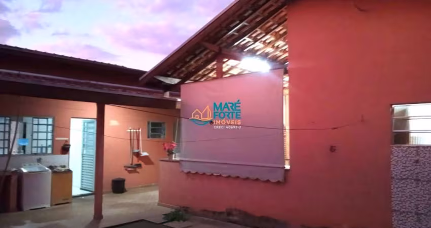 Casa ampla, arejada, no Bairro Bonfim em Taubaté SP