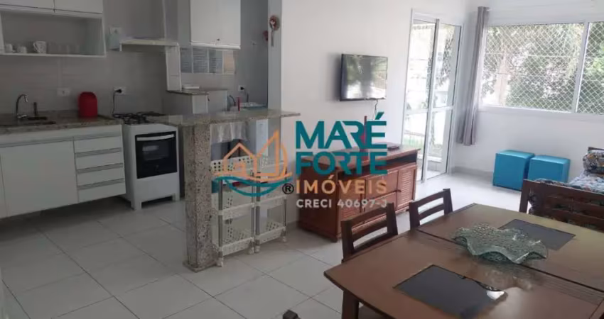Apartamento arejado apenas 300 metros da orla da Praia Grande