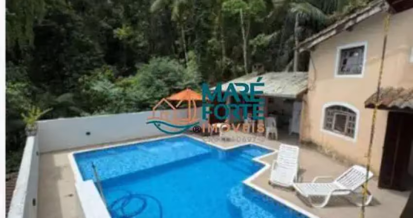 Oportunidade casa com 05 dormitorios e uma bela vista