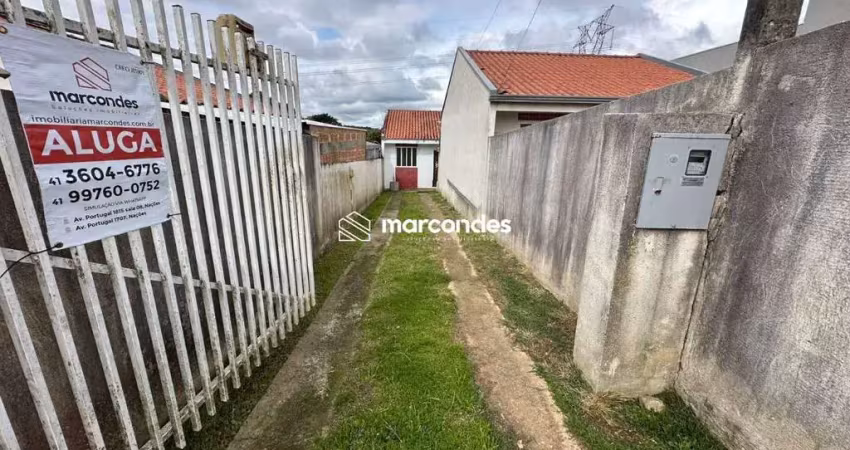 Casa com 2 quartos para alugar na Rua Níger, 43, Nações, Fazenda Rio Grande