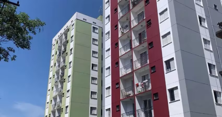 Lindo apartamento com sacada próximo a estação Dom Bosco