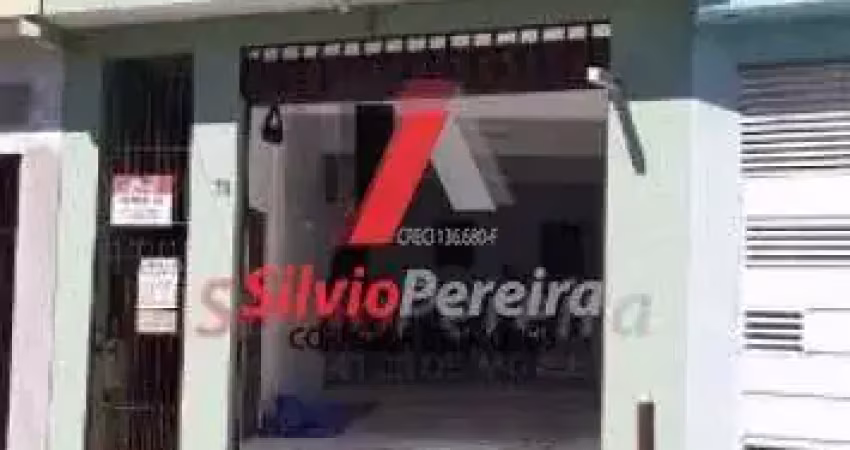 Casa sobre salão comercial no bairro Parque Cruzeiro do Sul, 1 dorm, 80m²