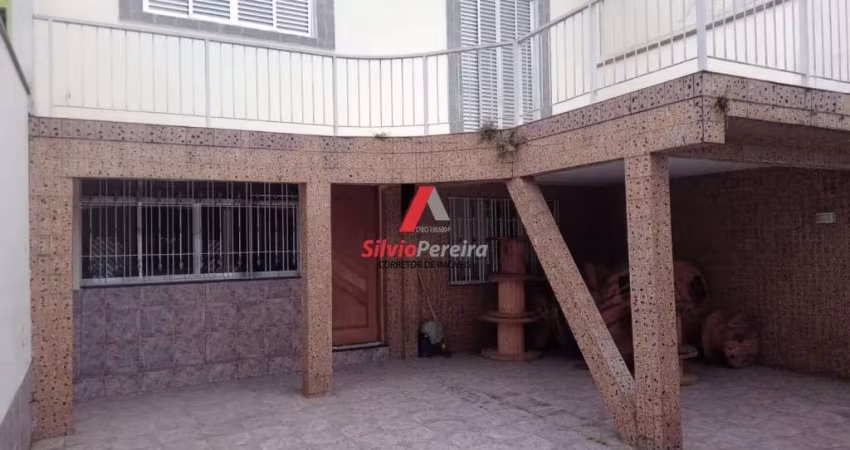Casa (Sobrado) para Venda, 3 dorm(s), 4 vaga(s), 180 m²