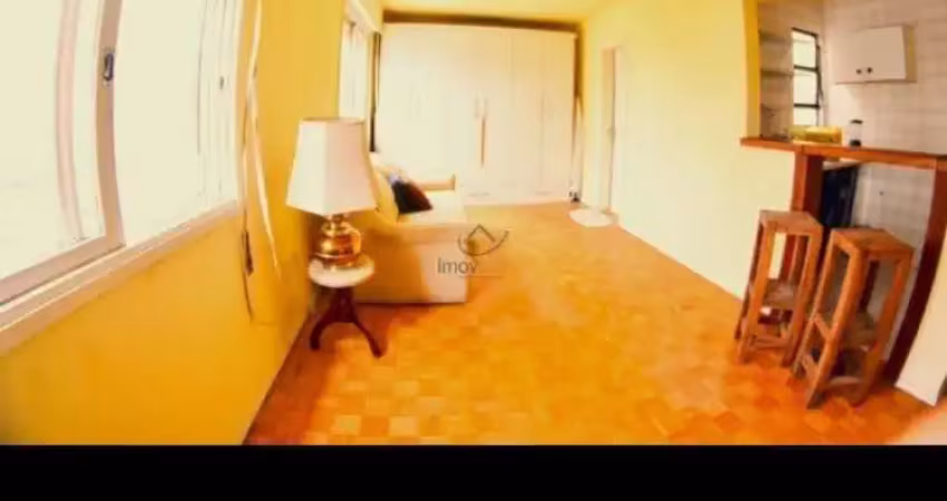 Apartamento à venda na Avenida Ipiranga, 1473, Azenha, Porto Alegre