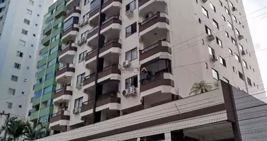 Apartamento com 3 quartos para alugar na Rua 1001, 450, Centro, Balneário Camboriú