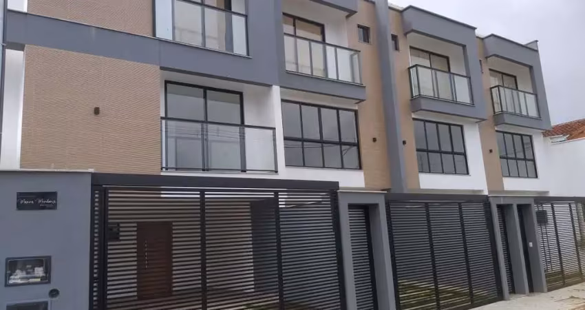 Casa duplex à venda, 3 quartos (1 suíte), 2 vagas, área externa com churrasqueira - bairro são pedro, juiz de fora - mg