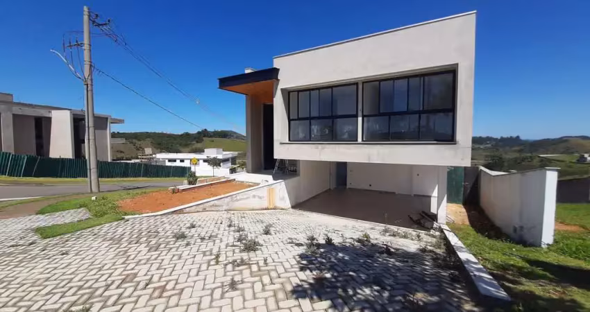 Casa duplex à venda, 4 suítes (1 máster), 4 vagas, espaço gourmet com churrasqueira- alphaville - juiz de fora - mg
