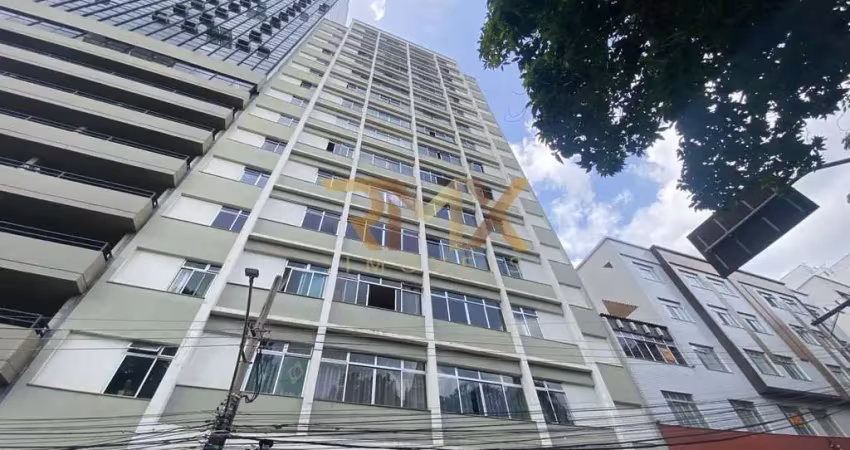 Apartamento amplo de 3 quartos a venda na rua espirito santo