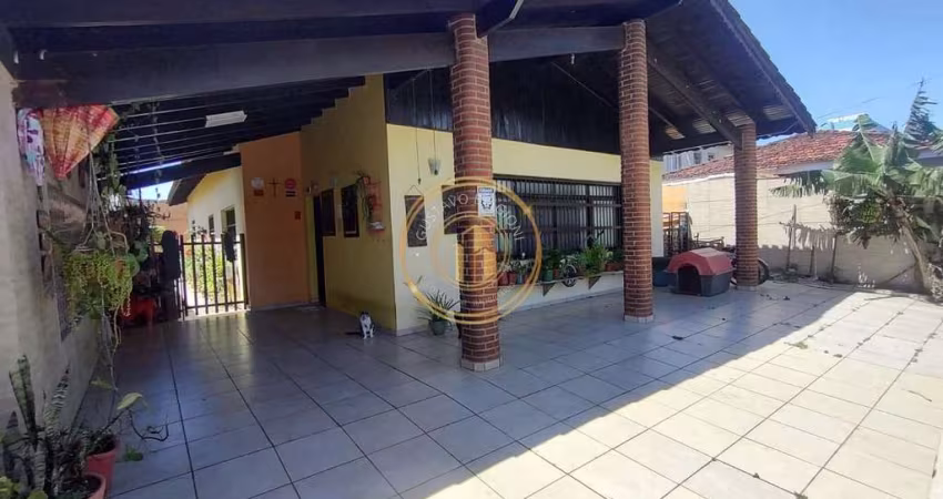 Casa com 3 quartos, Vera Cruz, Mongaguá - R$ 500 mil, Cod: 2452