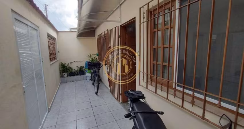 Casa com 2 quartos, Vera Cruz, Mongaguá - R$ 350 mil, Cod: 2560