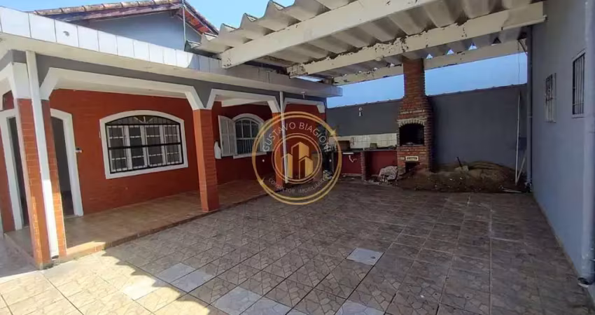 Casa com 2 dorms, Jardim Aguapeu, Mongaguá - R$ 1.1 mi, Cod: 2751