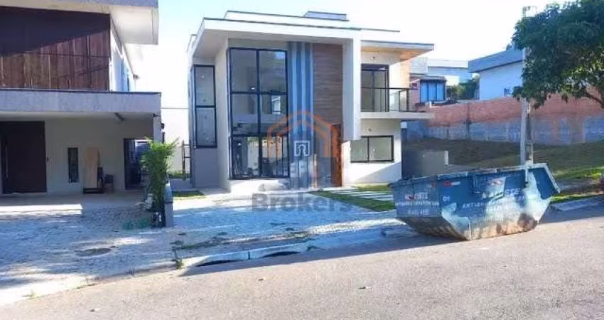 Casa Sobrado de Condominio em Chácaras Maringá - Atibaia, SP