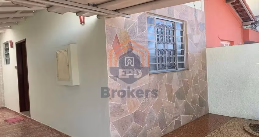 Casa com 3 quartos à venda na Rua Profa. Ernestina Ribeiro, 57, Parque do Colégio, Jundiaí