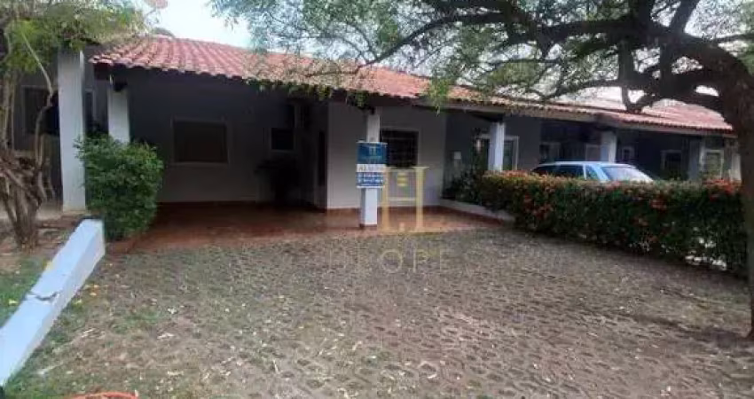 Casa em condomínio fechado com 3 quartos para alugar na Avenida Antártica, Ribeirão da Ponte, Cuiabá