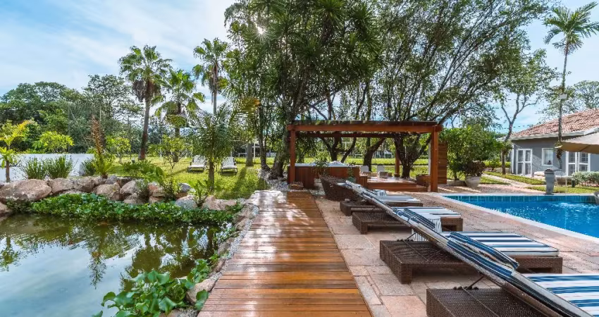 Casa com quintal, piscina e lago para locação em condomínio fechado duas marias, em jaguariúna