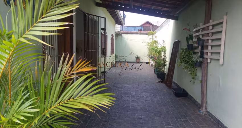 Linda casa na ZOna 1, pertinho do mar no Jardim Solemar - Praia Grande/SP