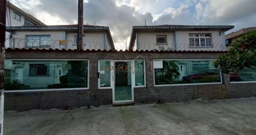 Apartamento térreo bem localizado no Boqueirão, Santos/SP