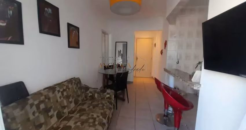 Apartamento a 80m ( meia quadra) do mar, na Vila Mirim - Praia Grande/SP