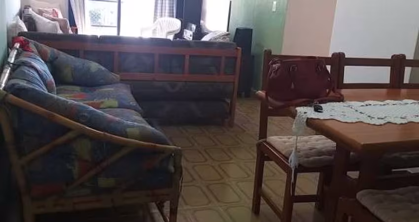 LOCAÇÃO FIXA! Apartamento com 2 dorm perto do mar, no Centro - MOngaguá/SP