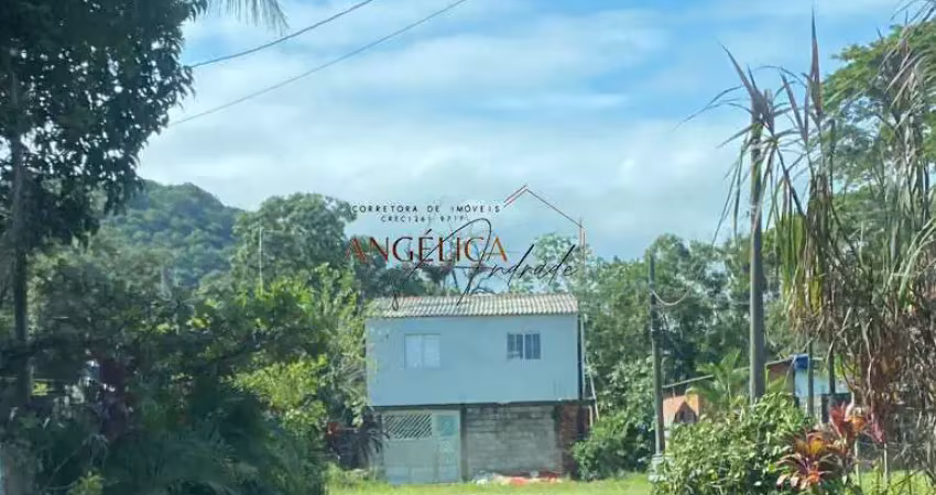 Casa espaçosa pra sair do aluguel, no santa eugênia- mongaguá/ sp