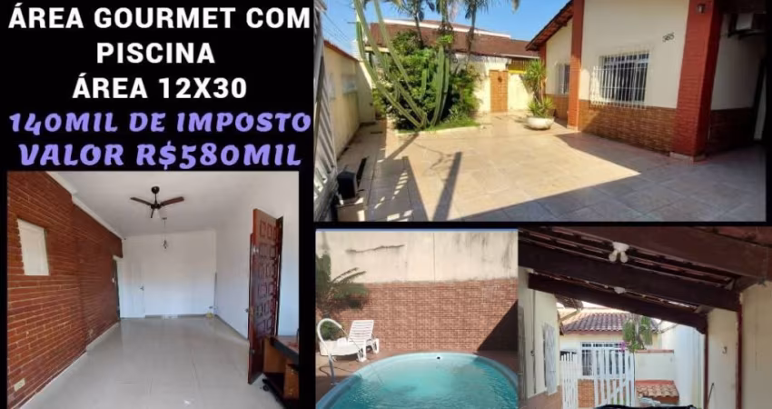 LINDA CASA AMPLA E ISOLADA
