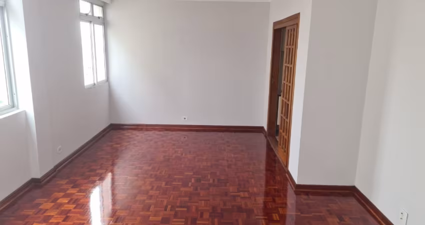 EXCELENTE APARTAMENTO LOCAÇÃO CENTRO