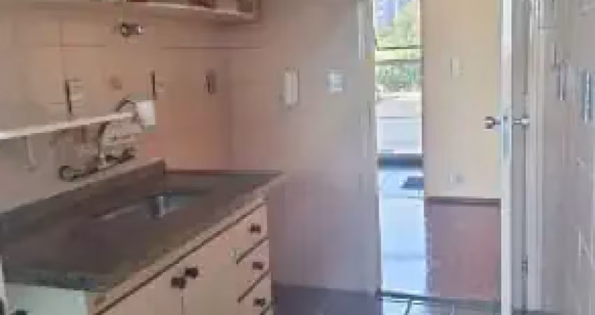 Aluga-se apartamento duplex com sala residencial no centro!!